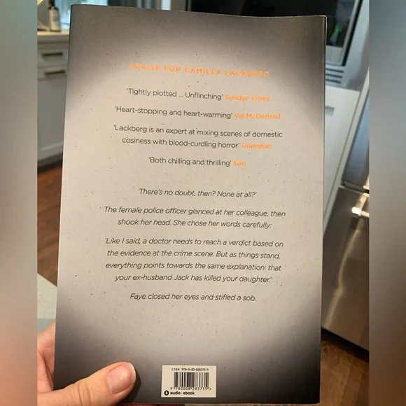 TWO ADULT FICTION BOOKS - Picture 3 of 9